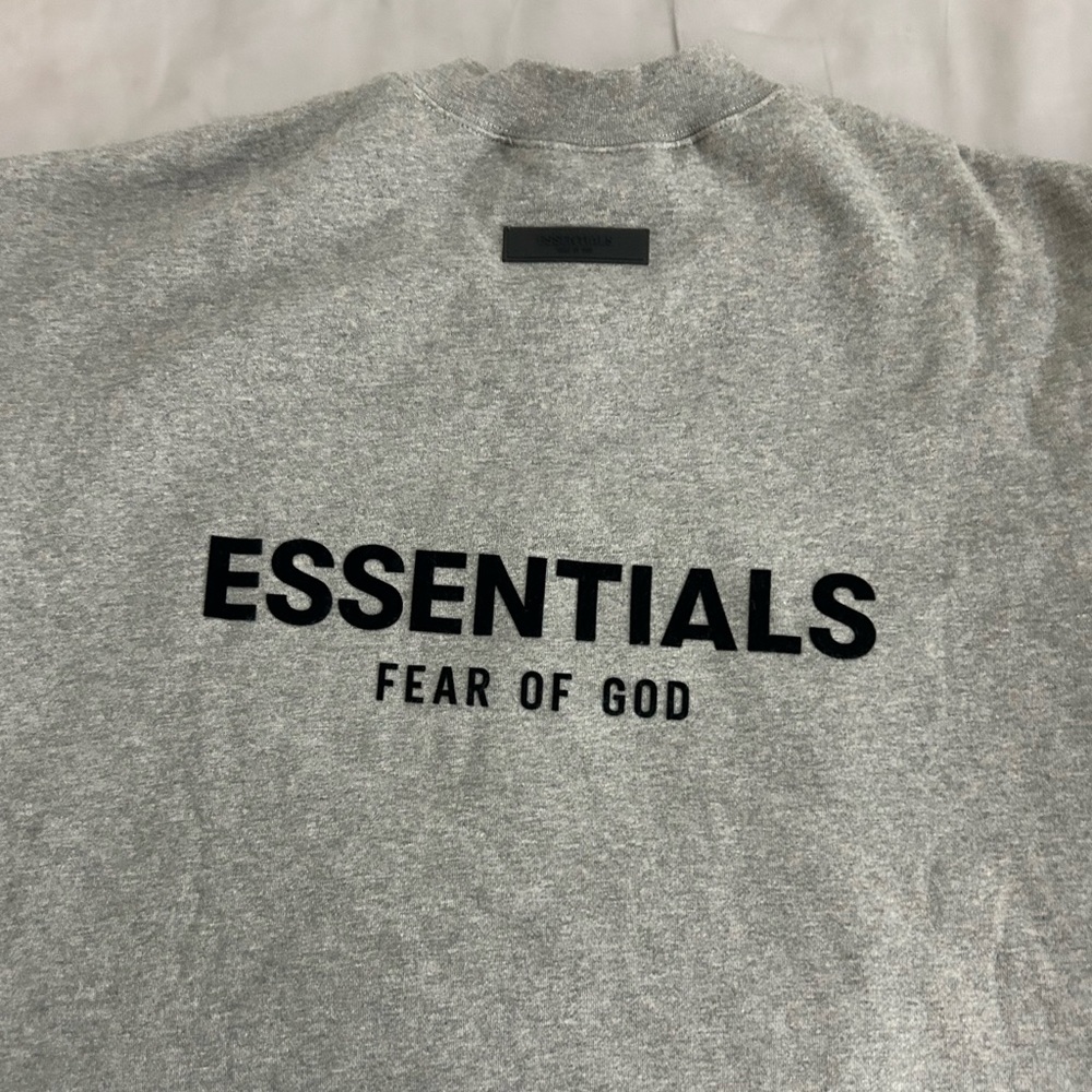 ESSENTIAL CREW NECK || Color:Dark oatmeal